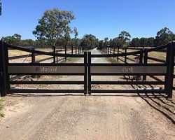 Heritage Style Double Swing Electric Driveway Gates Heritage Style Double Swing Electric Driveway Gates