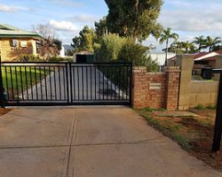 Tubular Sliding Automatic Electric Driveway Gate Tubular Sliding Automatic Electric Driveway Gate