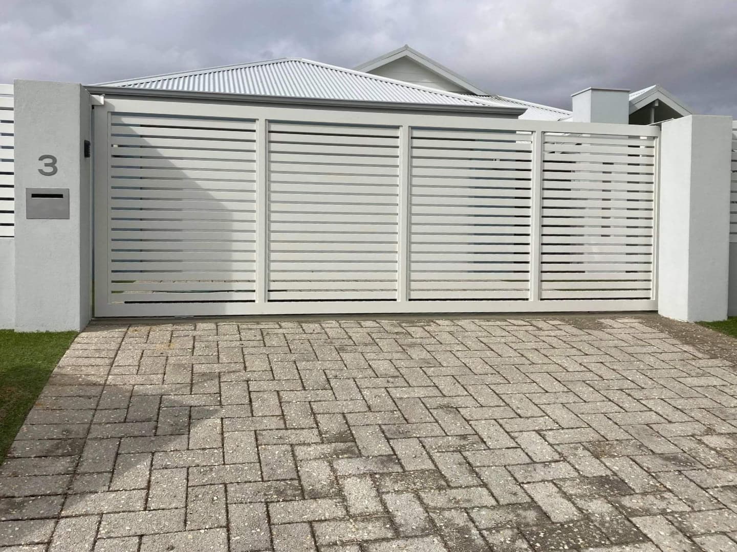 The Embleton Automated Sliding Gate