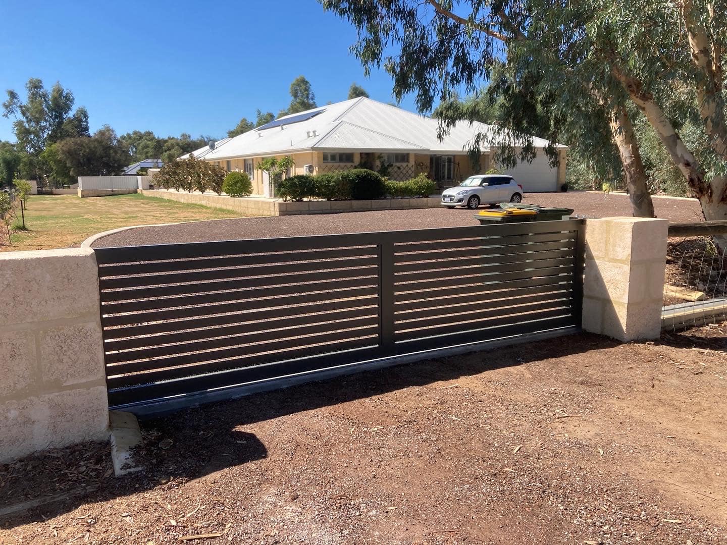 The Embleton Automated Sliding Gate